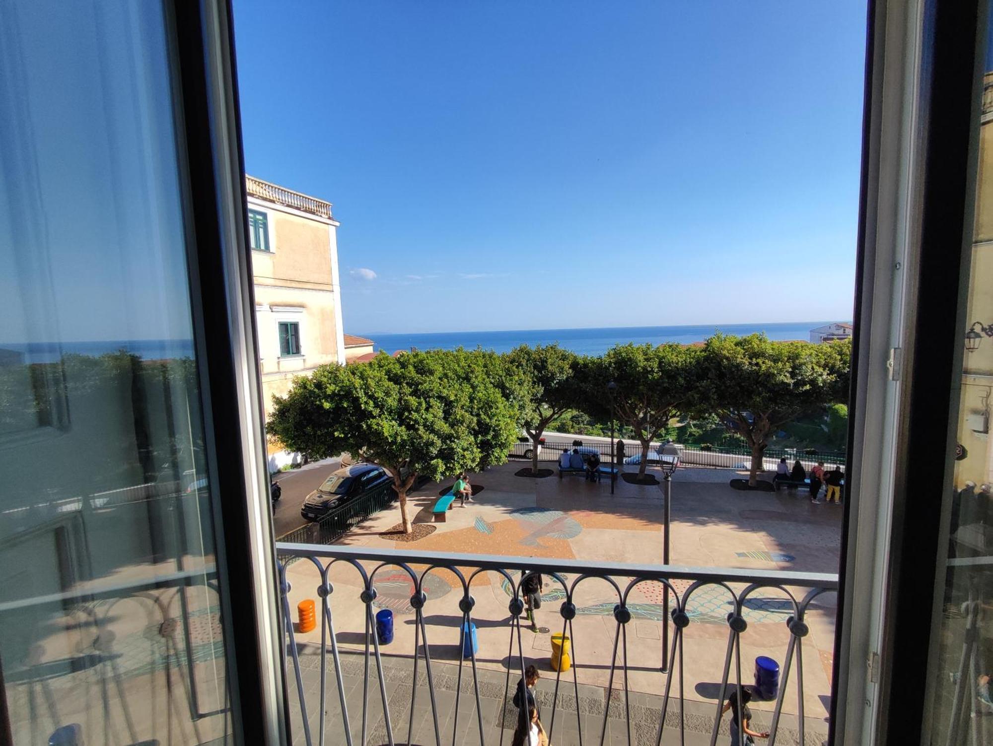 Arilu * Vietri sul Mare